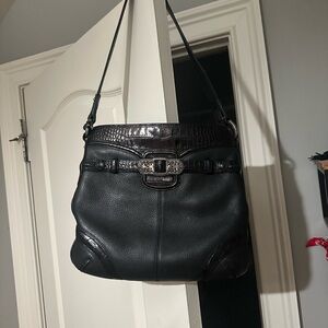 Brighton Elegant Black Leather Shoulder Bag